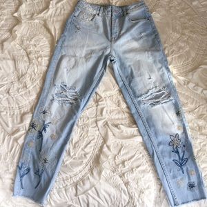 Zara light washed mom Jeans